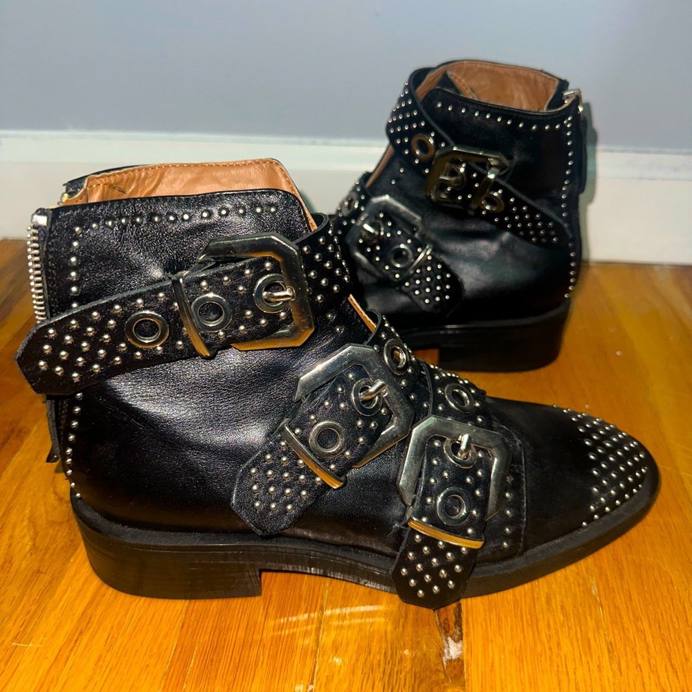 Zara boots size 37 NEW